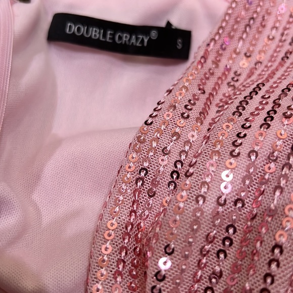 BRAND NEW Double Crazy Pink Sequin Mini Dress Size S - Picture 3 of 3